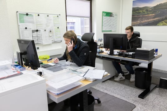 Autohaus Bongard - Unser Büro